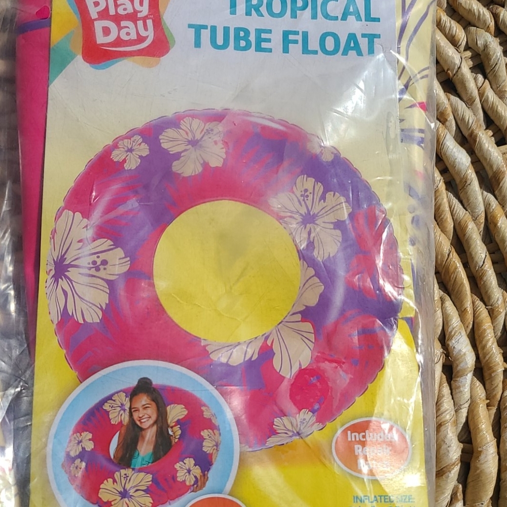 Tropical pool float - Picture 2 of 3